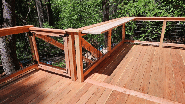 new wodo deck with gate and drink ledge